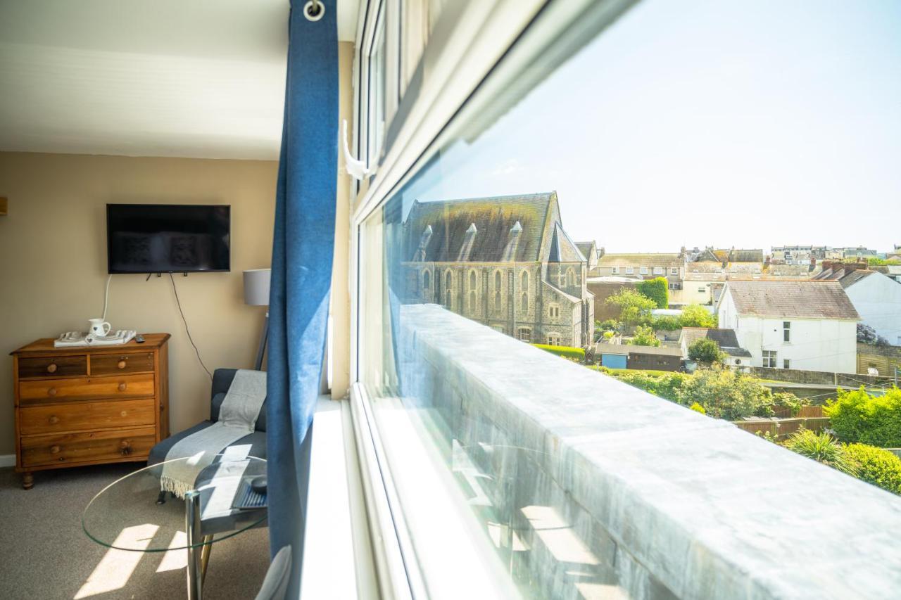 טנבי Sleepy Puffin Guest House מראה חיצוני תמונה